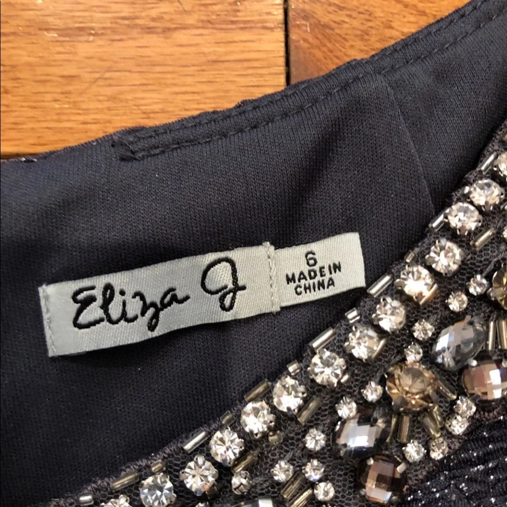 Eliza j Size 6 Gray sparkle embellished neckline - Picture 5 of 5